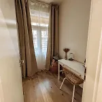 Stylish 1 Bedroom Office At Amazing Location Apartman