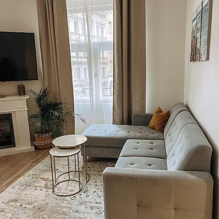 דירה Stylish 1 Bedroom Office At Amazing Location פראג
